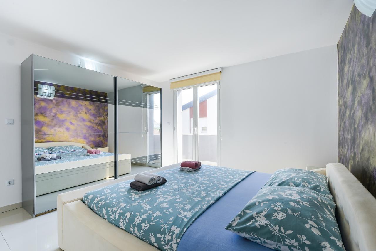 Apartments Mavracic Vir Exterior foto